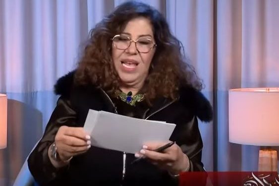 ليلى عبداللطيف.. كيف رد الأزهر على توقعات العرافات والمنجمين؟