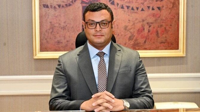 وزير الإسكان يتابع موقف تنفيذ المشروعات التنموية بالساحل الشمالي الغربي