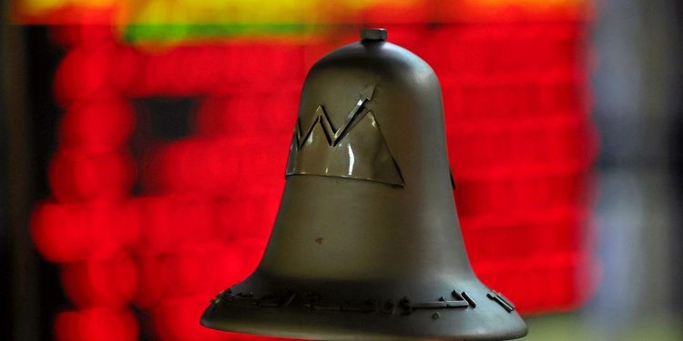 بالأرقام.. مؤشرات البورصة المصرية تسجل صعودا في نهاية جلسات الأسبوع
