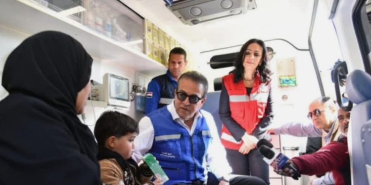 وزيرة التضامن: الهلال الأحمر المصري موجود في سيناء بـ30 ألف متطوع ضمن جهود إغاثة غزة