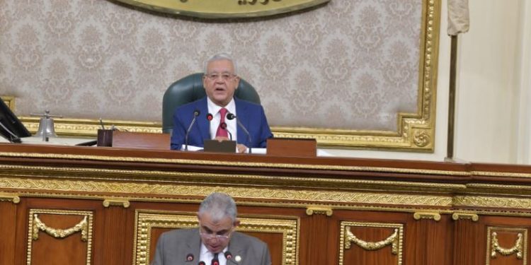 مجلس النواب يوافق على إجازة الوضع 4 أشهر في قانون العمل الجديد