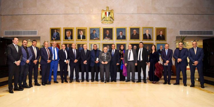 وزير الخارجية لمسئولي الهيئات الإعلامية وكبار الصحفيين: متمسكون بالحفاظ على ثوابت ومبادئ السياسة الخارجية المصرية