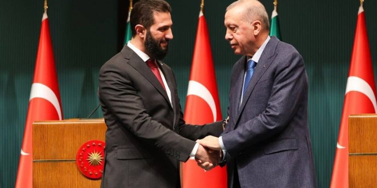 أردوغان: ندين استهداف وحدة سوريا واستقرارها ونرحب بمواقف الشرع