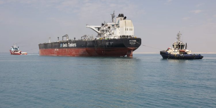 أسامة ربيع: نجاح قطر ناقلة بترول عبر قناة السويس تعرضت للهجوم في البحر الأحمر أغسطس الماضي 