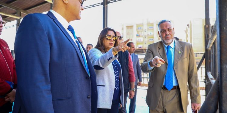 وزيرة التنمية المحلية ومحافظ القليوبية يتفقدان مجزر الخانكة لإدراجه في خطة التطوير