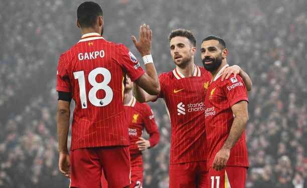ليفربول يستعيد جاكبو قبل مواجهة باريس في دوري الأبطال