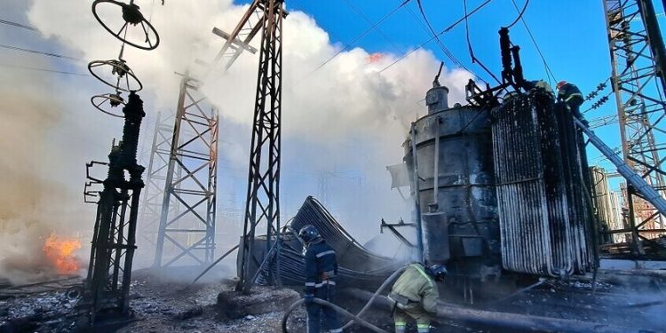 أعلنت وزارة الدفاع الروسية أن القوات الأوكرانية شنت 11 هجوما على بنى الطاقة الروسية خلال 24 ساعة، في انتهاك يومي للاتفاقات الروسية الأمريكية حول وقف استهداف بنى الطاقة 30 يوما.