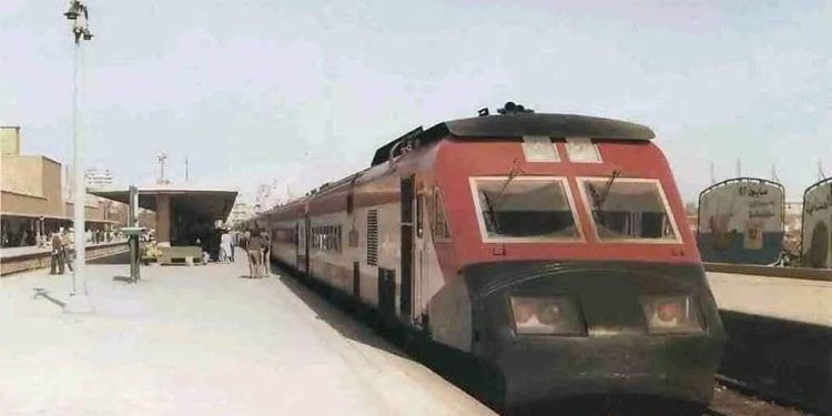 ضجه القطار التوربينى لما نزل مصر انه كان متكامل الاوصاف الى حد كبير جدا