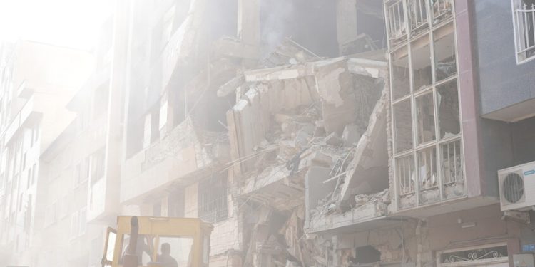 المقاتلات الإسرائيلية تهاجم رادارا غرب طهران واشتباك جوي في أذربيجان الشرقية
